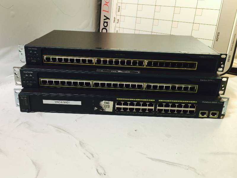 lot 1102 image: LOT OF 3  NETWORKING EQUIPMENT - WORKS - USED