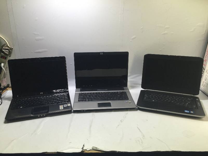 lot 1115 image: LOT OF 3 MIX LAPTOPS