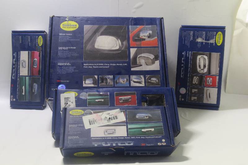 lot 1027 image: Lot of PUTCO CHROME TRIMACCEESSORIES