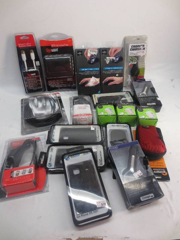 lot 1044 image: LOT OF MISC ELECTRONICS