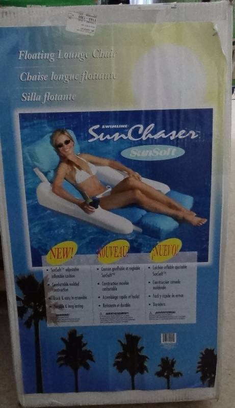 lot 3242 image: Swimline Sunsoft Sunchaser Lounger Seat
