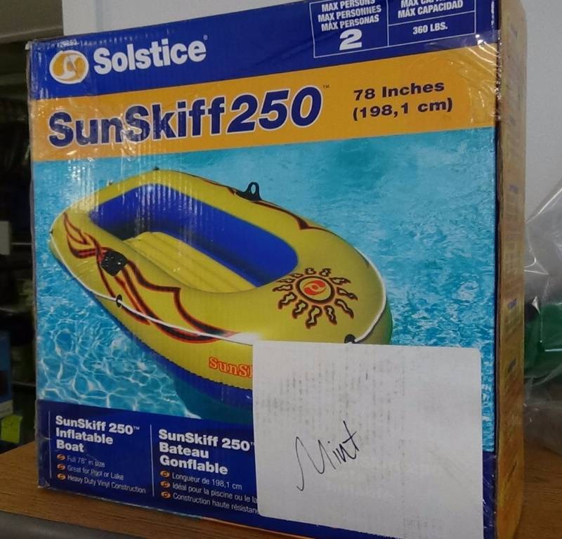 lot 3245 image: Solstice SunSkiff 2-Person Boat
