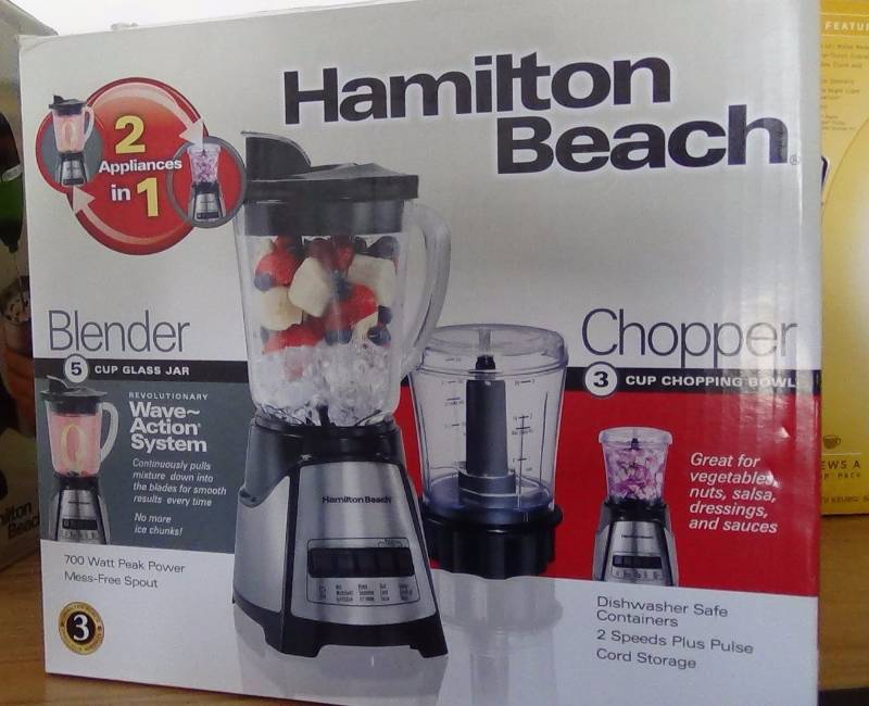 lot 3220 image: Hamilton Beach Blender and Chopper