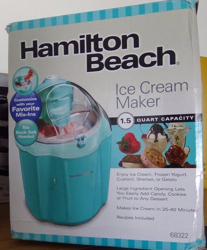 lot 3207 image: Hamilton Beach Ice Cream Maker