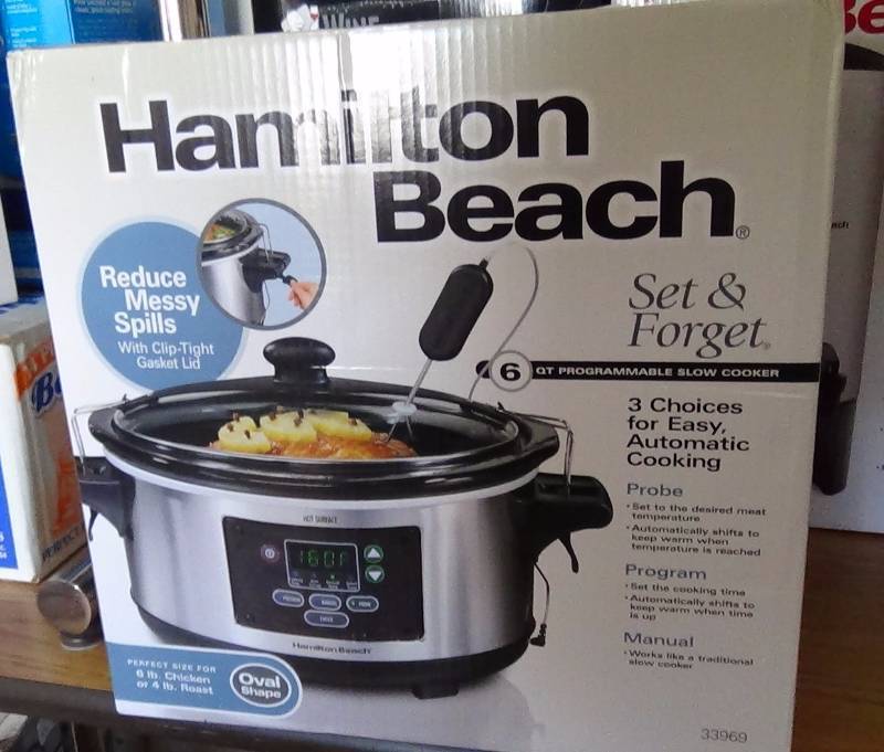 lot 3205 image: Hamilton Beach Set n Forget Programmable Slow Cooker With Temperature Probe, 6-Quart