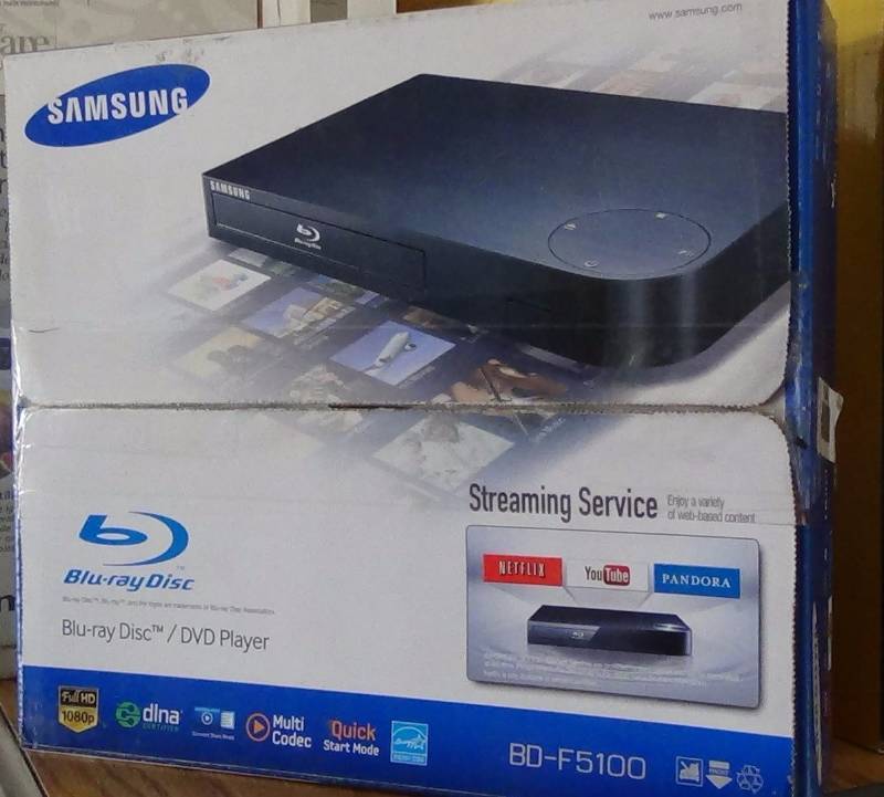 lot 3236 image: Samsung Blu-ray Disc Player