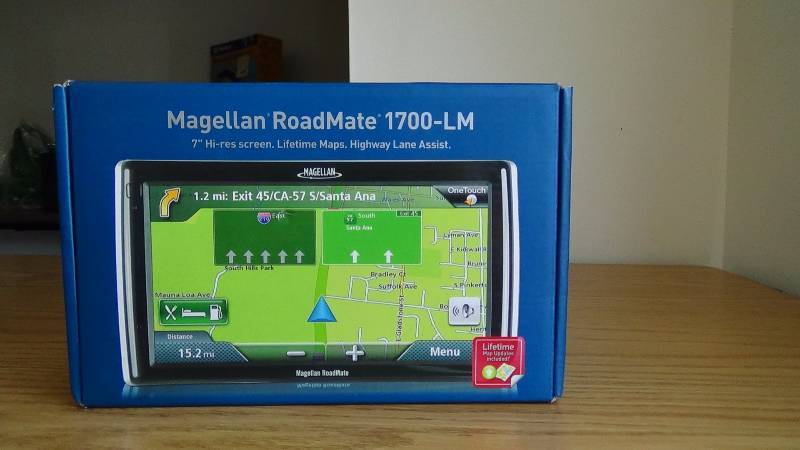 lot 3189 image: Magellan RoadMate 1700LM 7-Inch Portable GPS