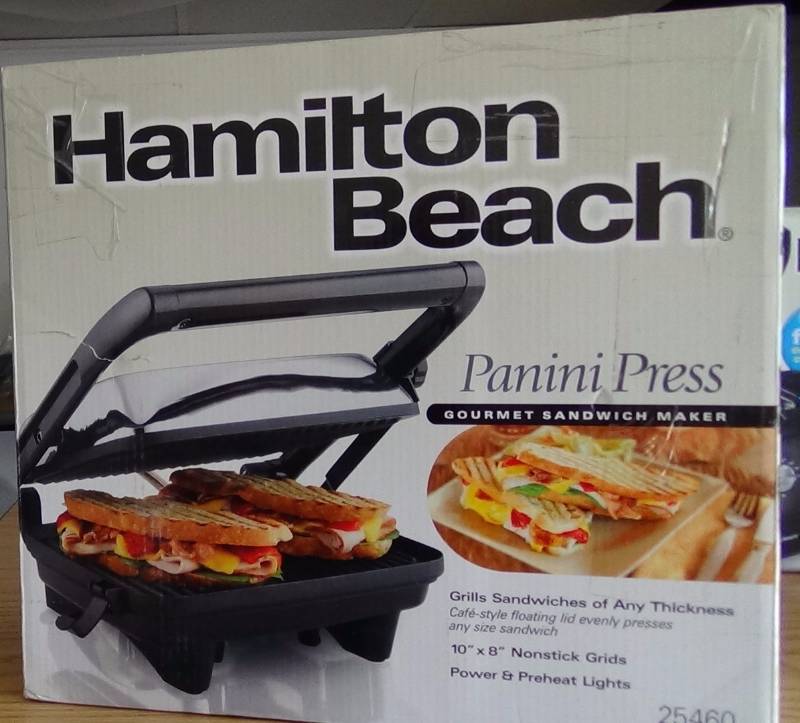 lot 3195 image: Hamilton Beach 25460 Panini Press Gourmet Sandwich Maker