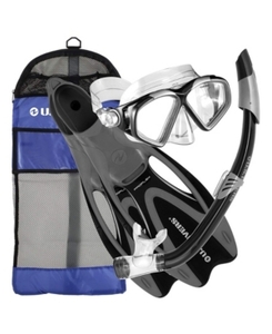 lot 3975 image: U.s. Divers Cozumel Snorkeling Set with Fins, Mask, Snorkel and Bag