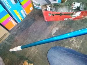 lot 4238 image: outdoor pool cleaning stick