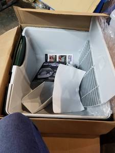 lot 4268 image: Roll and clean self cleaning litter Box