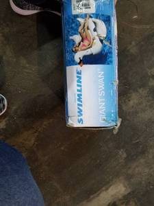 lot 4271 image: swimline giant swan float