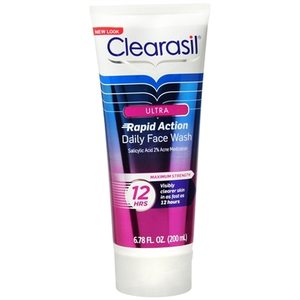 lot 17208 image: Clearasil Ultra Rapid Action Face Wash  LOTION