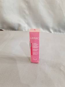 lot 17296 image: Lierac Hydra Chrono Levres Transparent Silky Lip Balm Nourishing & Repairing