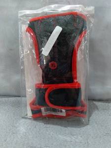 lot 13963 image: Hard Out XL Training Gloves RedBlack