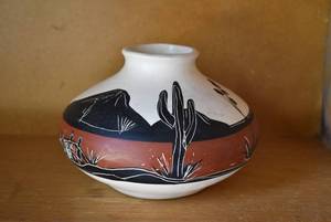lot 6053 image: Vintage 1977 Desert Pueblo Pottery Vase  Signed  Cactus and Mountain Design  9 x 5