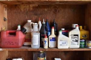 lot 6079 image: Lot of Assorted Chemicals  Half-Full Gas Can, Muriatic Acid, Air Tool Oil, Etc.