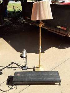 lot 7015 image: Lot of 3 Lamps  Floor Lamp, Desk Lamp, Aquarium Light
