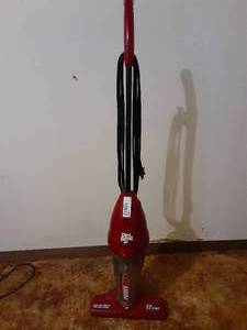 lot 8033 image: 12 Amp Power Stick Vacuum  Dirt Devil