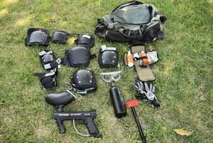 lot 7010 image: Lot of Paintball Equipment