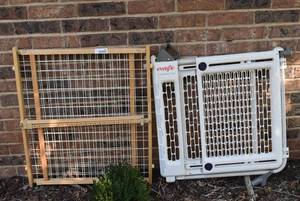 lot 6111 image: Lot of 2 Evenflo Baby Gates