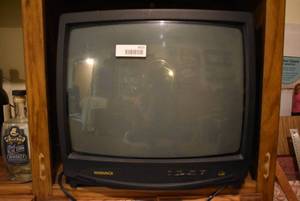lot 8025 image: CRT Television  Magnavox