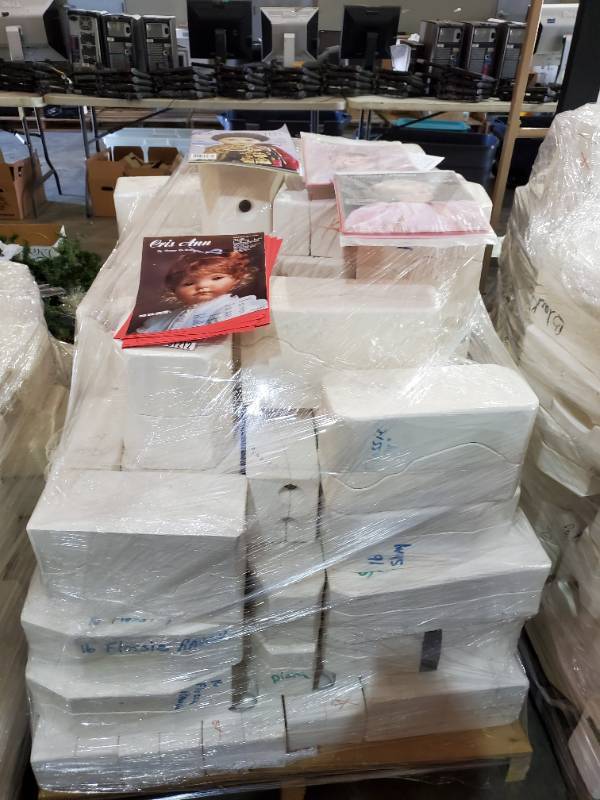 lot 31212 image: Ceramic Casting Molds