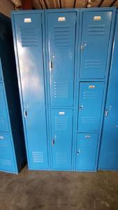 lot 4259 image: Penco Royal Blue Double Sided 12 Door Locker Unit