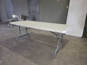 lot 35009 image: Rectangular Foldable Table