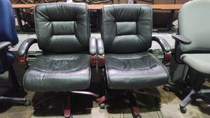 lot 35126 image: Lot of 2 Leather and Mahogany Base Adjustable Office Chairs
