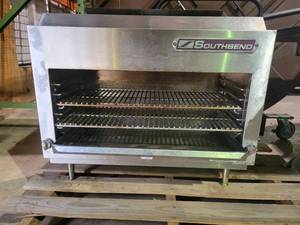lot 35204 image: Southbend Convection Oven