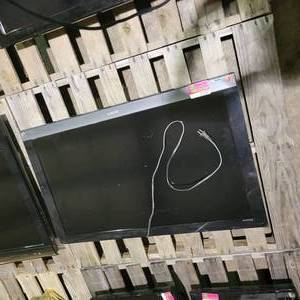 lot 35297 image: 40in Sony TV w Power Cable