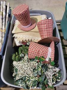 lot 35304 image: Grey Tote Full of Cute Christmas Decorations
