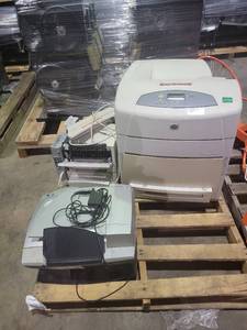 lot 35318 image: Palette Lot of Printing - HP Color Laser Jet 5550dn  Dell A960  HP C4253A Parts
