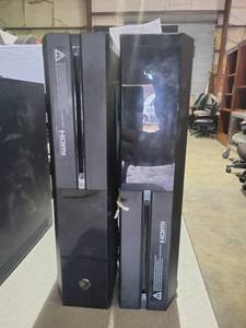 lot 35334 image: Lot of 2 XBOX One Consoles - Untested - No Chords