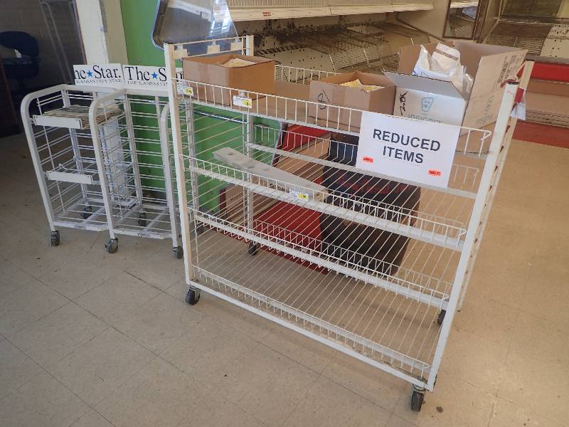 lot 4255 image: 4 Tier Metal Wire Merchandise Display Rack w News Paper Stands