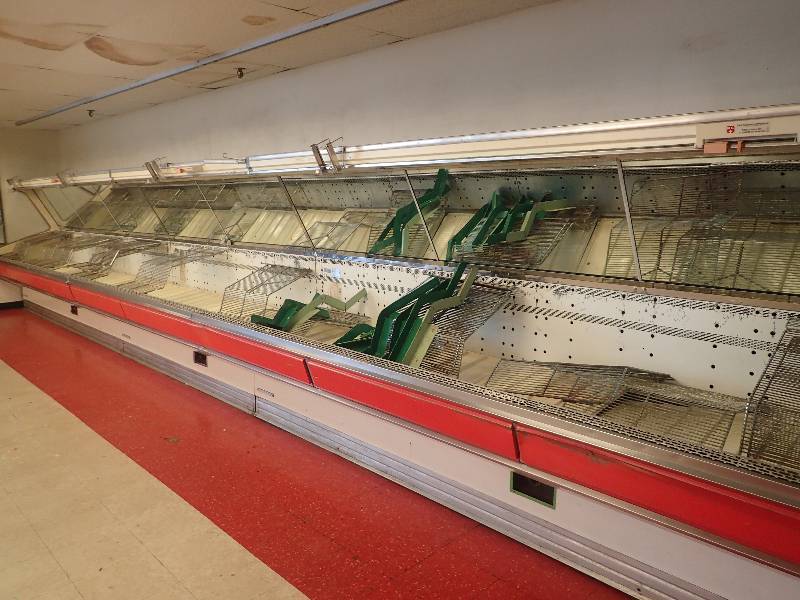 lot 4294 image: Hussmann Supermarket Refrigerated Merchandiser Air Curtain Open Display Unit
