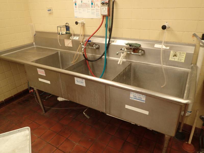 lot 4308 image: (3) Compartment Stainless Commercial Sink