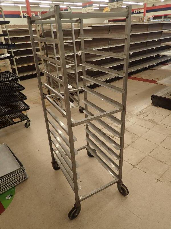 lot 4323 image: Half-Size Aluminum Sheet Pan Rack on Casters