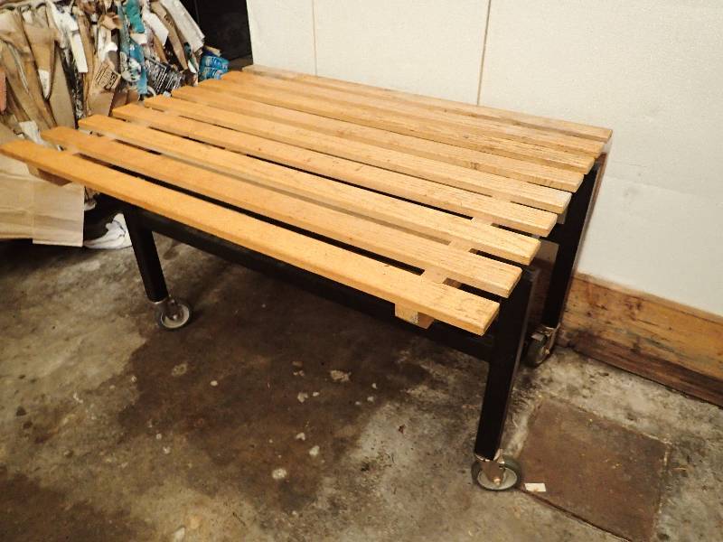 lot 4353 image: Supermarket Produce Adjustable Table