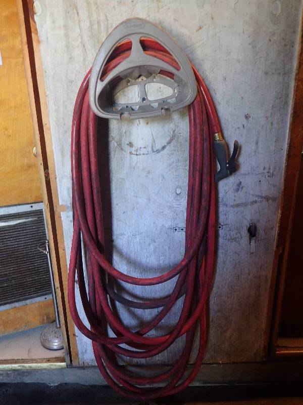 lot 4360 image: Heavy Duty Water Hose w Rack