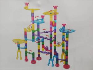 lot 1870 image: Marble Run