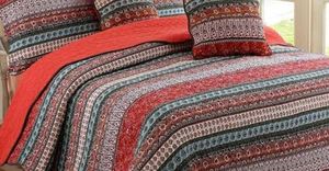 lot 1872 image: Patchwork Quilt Set