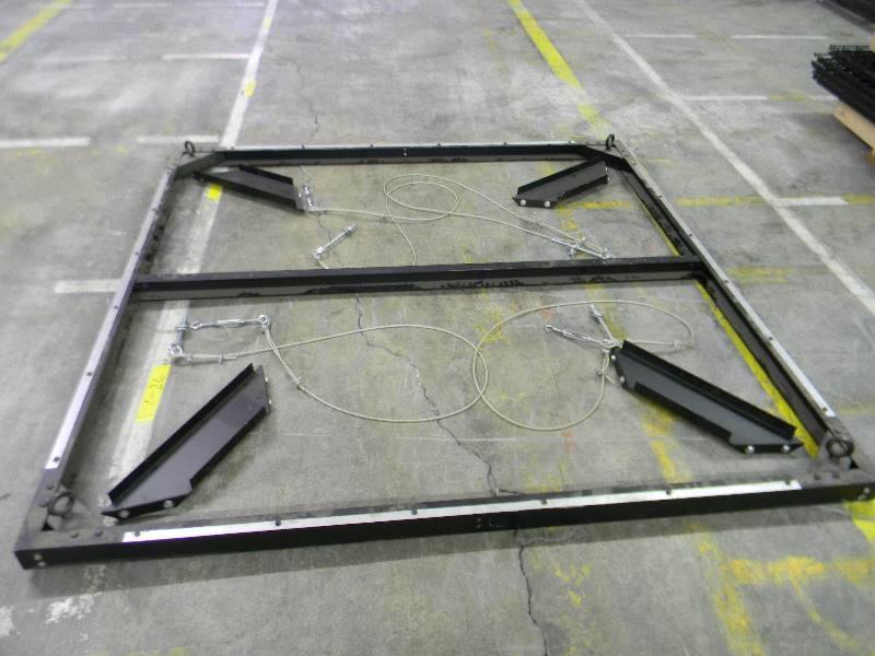 lot 262 image: 4-Way Scoreboard Mounting Bracket