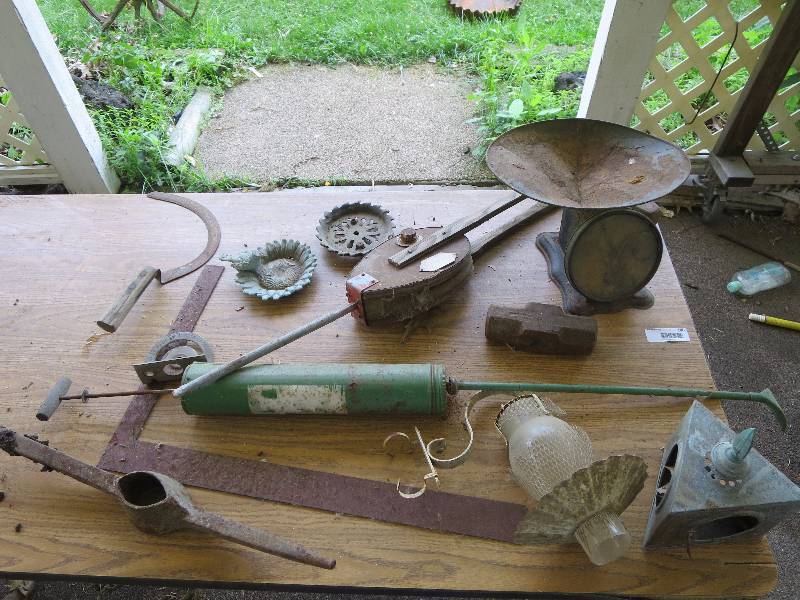 lot 186 image: Large Lot of Antique Primitives