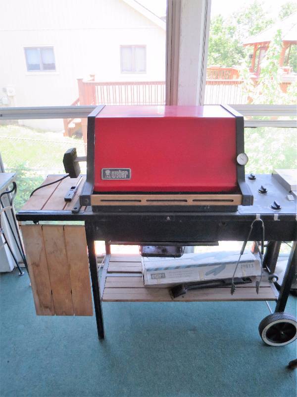 lot 200 image: Weber BBQ Grill
