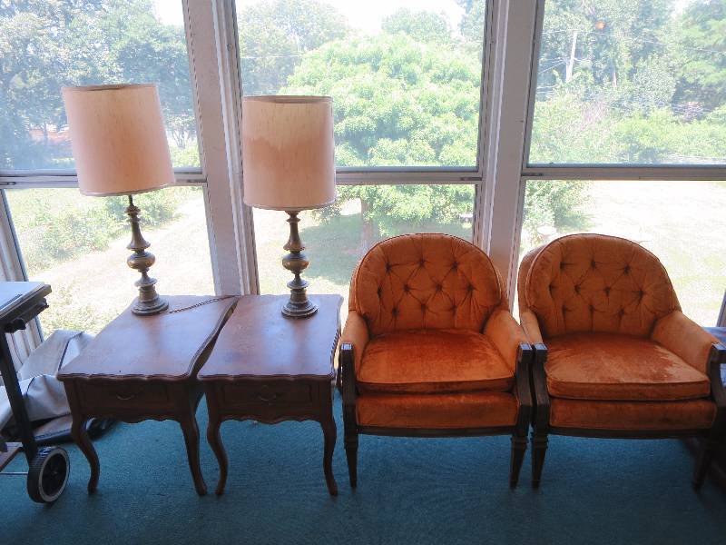 lot 215 image: Chairs Tables and Lamps Lot