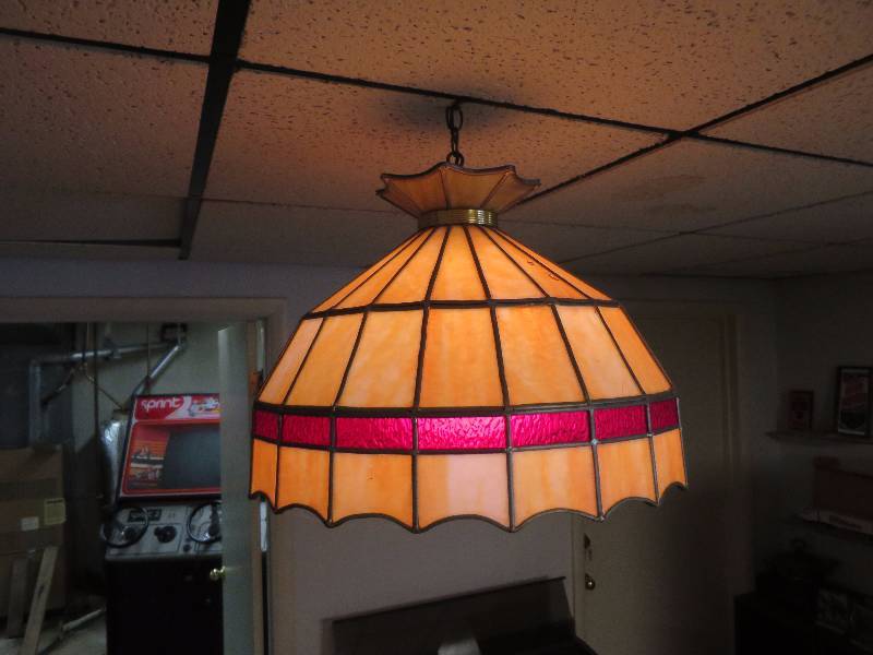 lot 35 image: Stained Glass Lamp