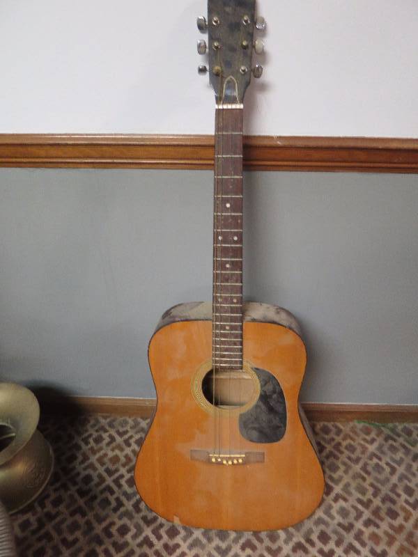 lot 209 image: Trump Acoustic Guitar