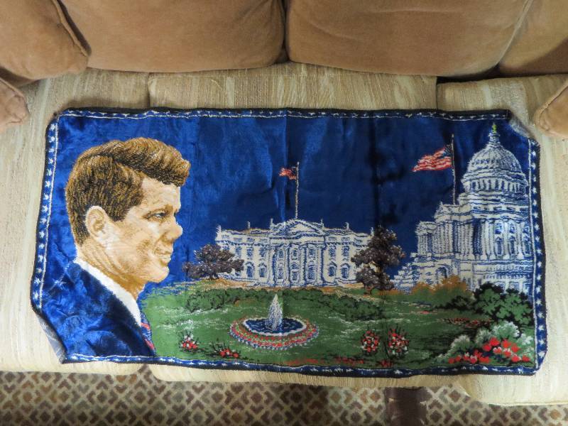 lot 211 image: JFK Blanket